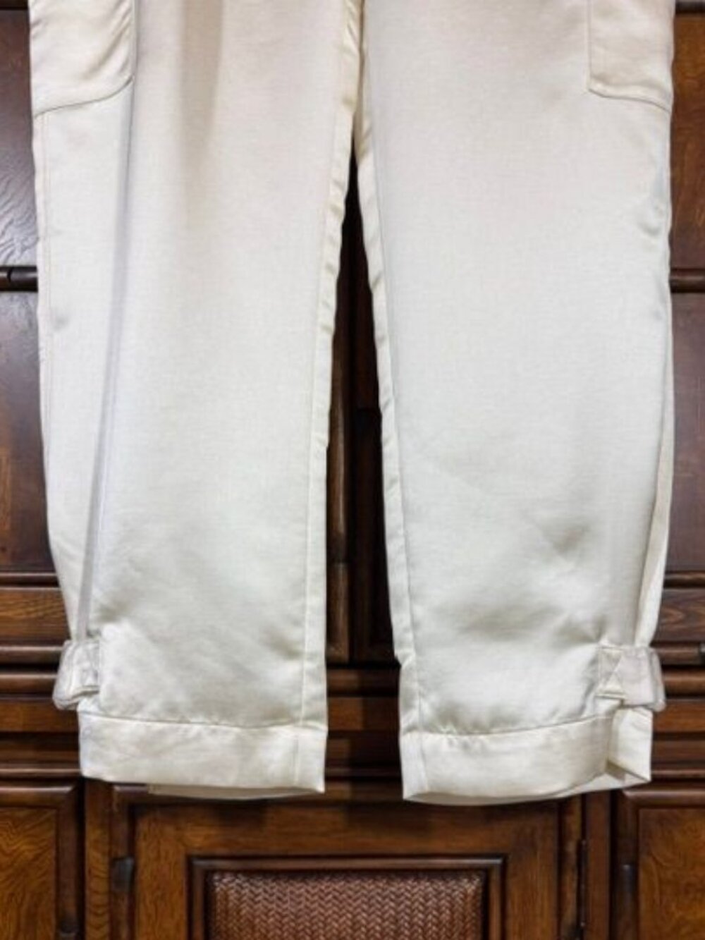 Express Ivory Satin Super High Rise Adjustable Buckle Hem Cargo Pant Sz 12 Long - Picture 11 of 16